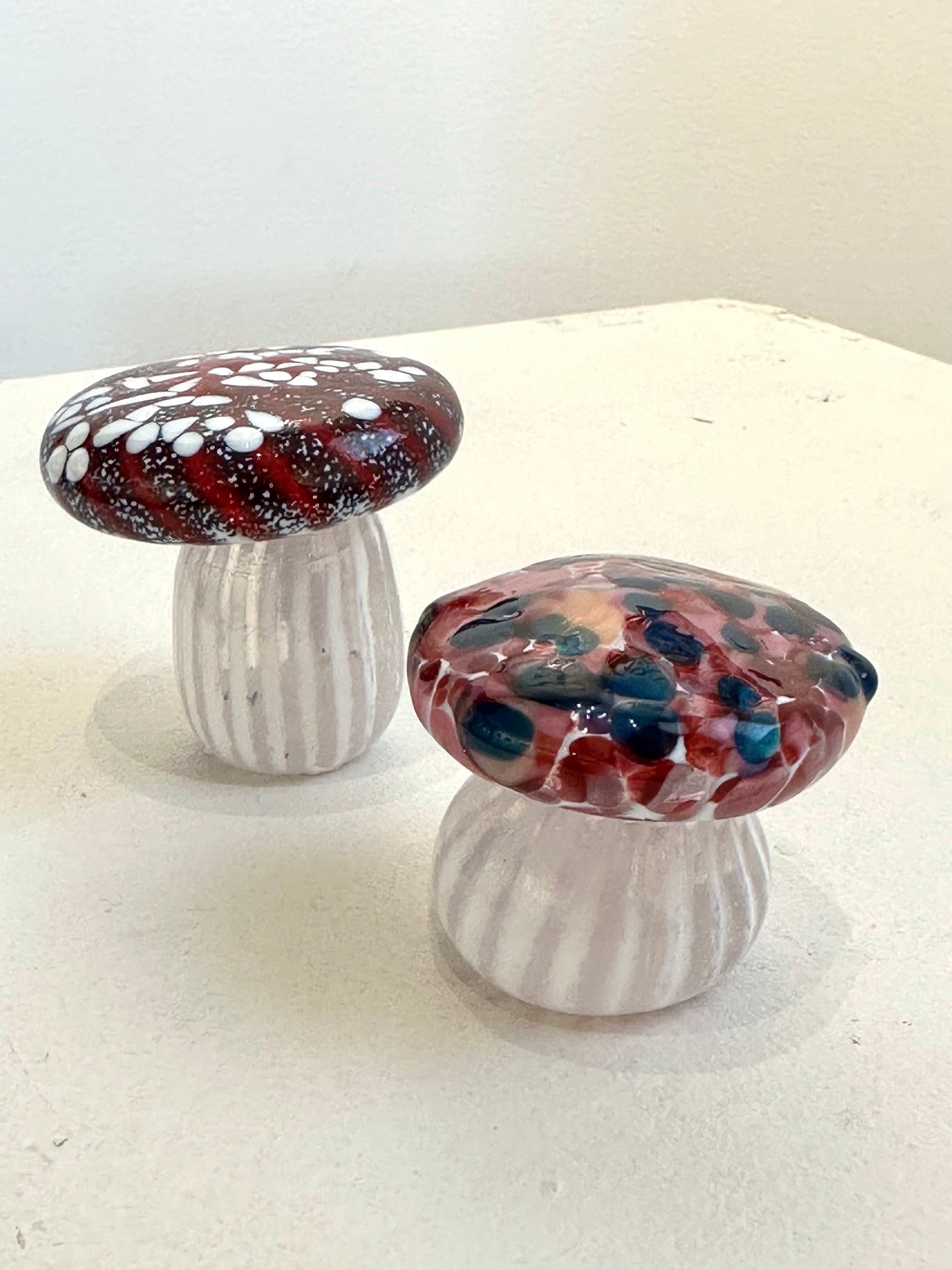 Cinderellas Glass - Lg Mushrooms