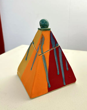 Iris Gellrich - Ceramics - Pyramid Container with Lid