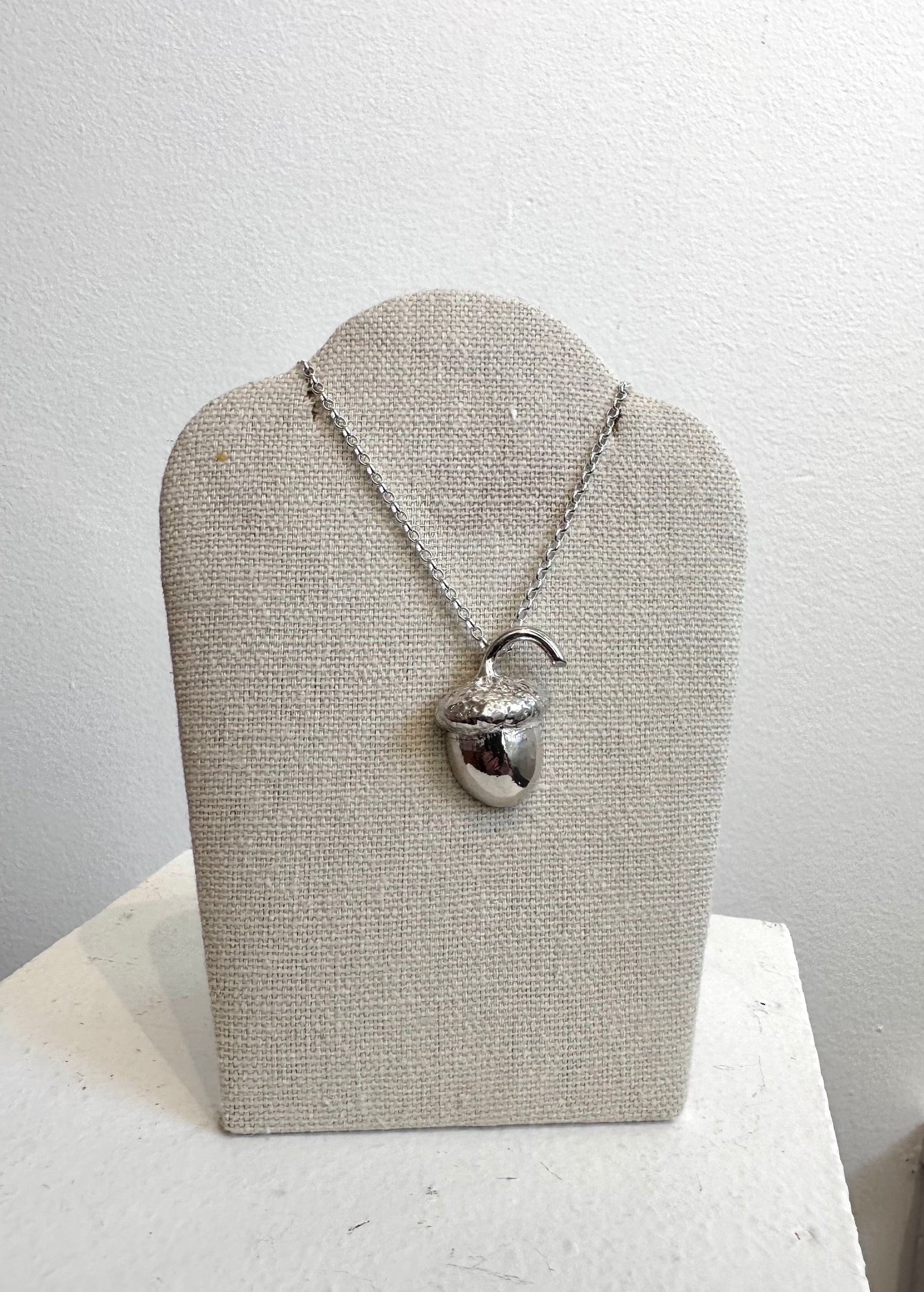 Peggy Logan - jewellery - Sterling Silver Lg Acorn Pendant