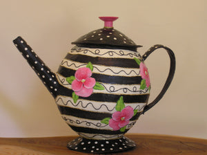 Decoupage Paper-mâché Teapot |  Ina-Griet Raatz-von Hirschhausen | January 22, 29, February 5, 12 - 1pm - 4pm, 2025