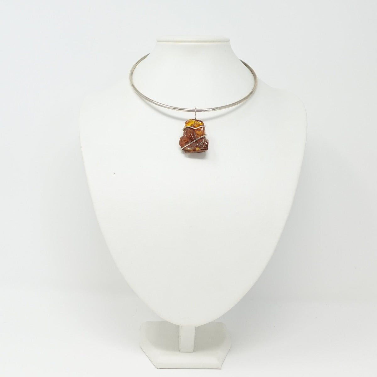 Jonathan Rout - Silver choker necklace with red burnt umber stone