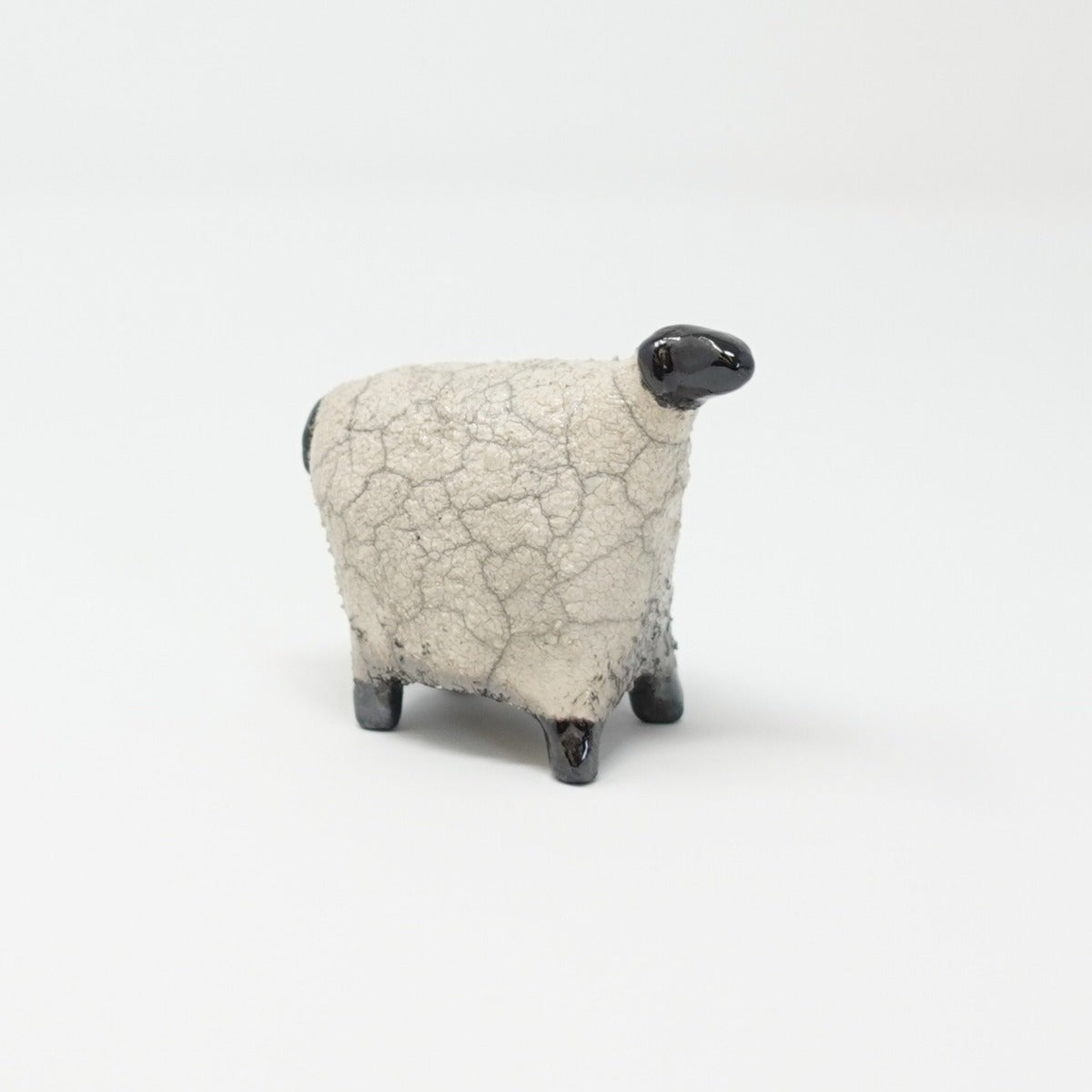 Anna Malkin - Sheep - grey crackle